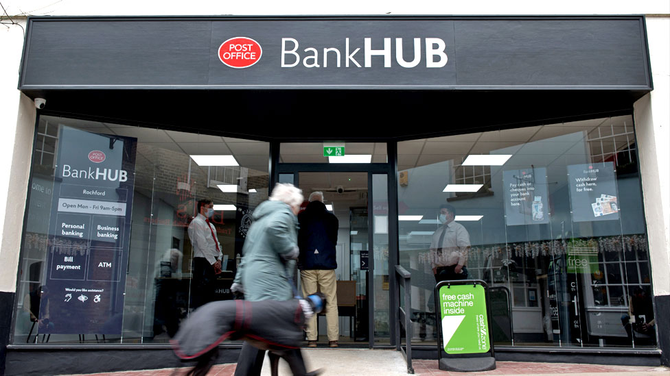 Bank closures prompt calls for High Street hubs