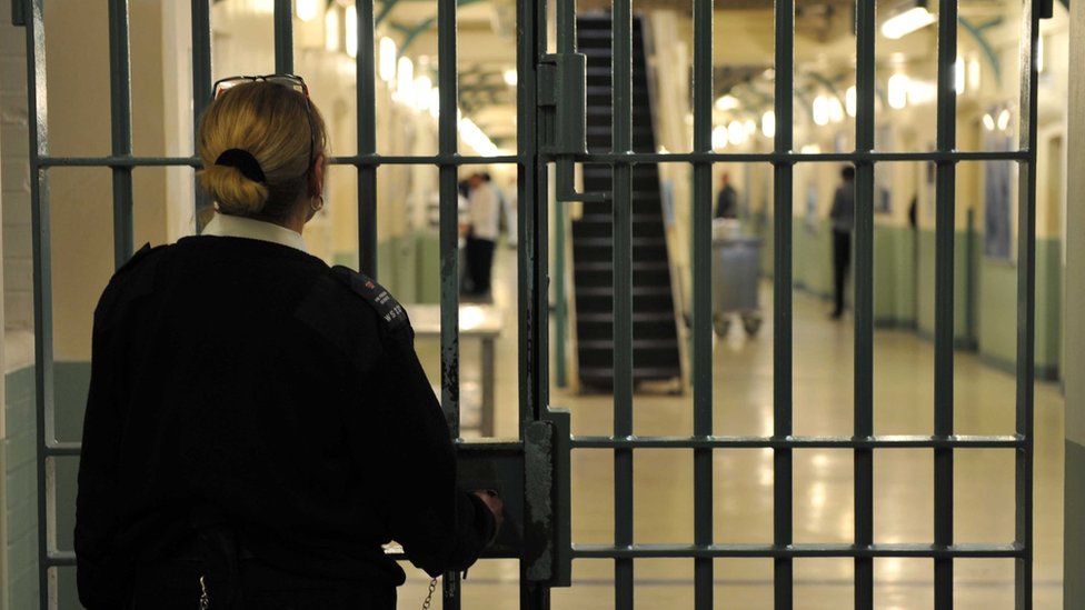 Body scanners and sniffer dogs to target prison drugs