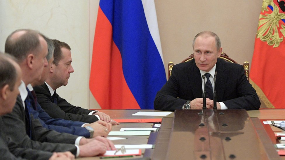 بوتين في اجتماع مع حكومته