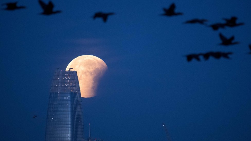 El eclipse lunar visto desde San Francisco