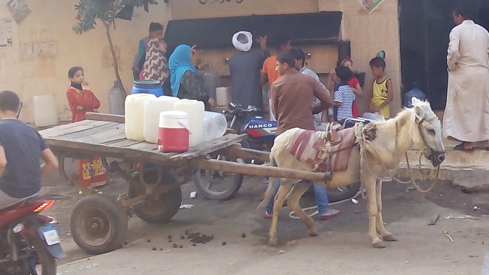 مصريون يشكون من نقص المياه وتدني جودتها رغم رفع أسعارها