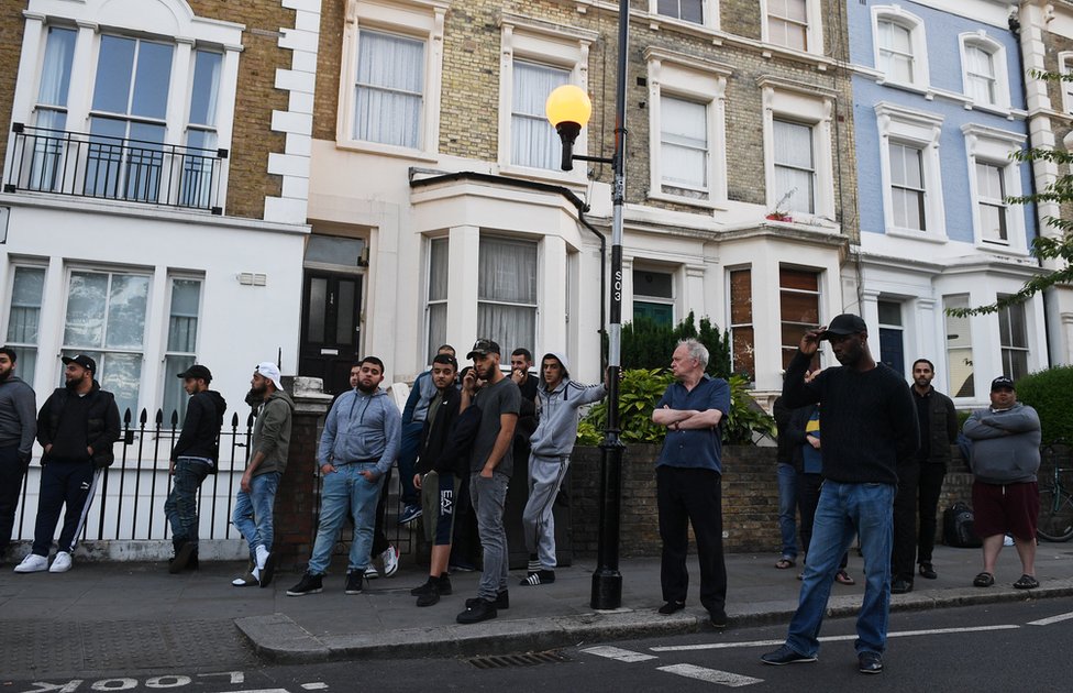 Vecinos de la zona de la Torre Grenfell.