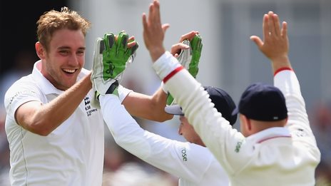 'Broad deserves place in history'