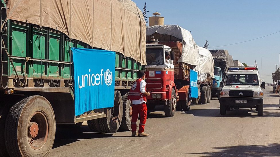 Syria conflict: US 'outraged' over aid convoy attack