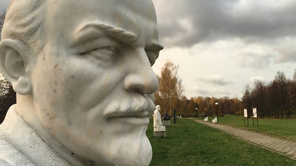 U yalaganda siydi (video)