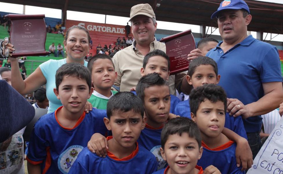 Niños y niñas del programa 'Fúbol para la vida' (Foto: Unicef)