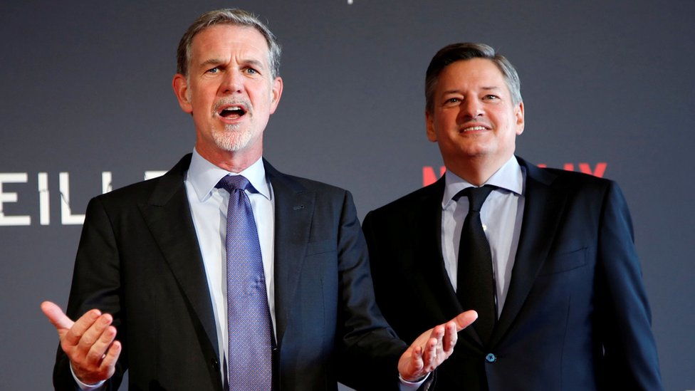 Reed Hastings (L)와 공동 CEO Ted Sarandos (R)