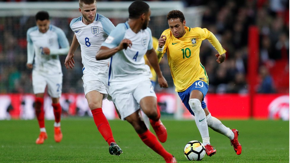 Neymar en Wembley contra Inglaterra