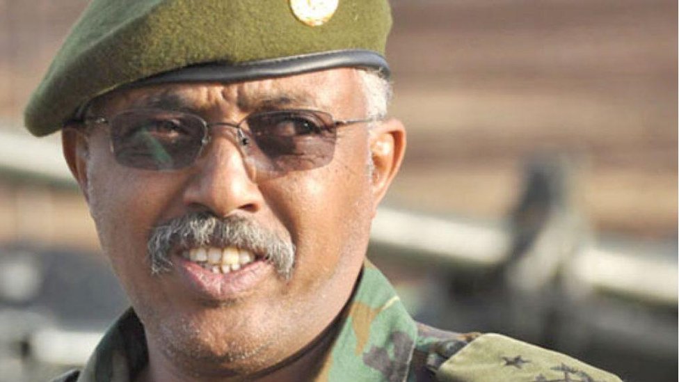 Rus porno yulduzi Anjelika Ebbi faqat sevgilisi bilan suratga tushadi. Birinchi kurs talabalari sayohatda: jinsiy aloqa fotosuratlari