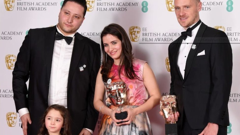 الفيلم السوري من أجل سما يحصد أفضل وثائقي في مهرجان بافتا وفيلم 1917 يحصد سبع جوائز Bbc News عربي