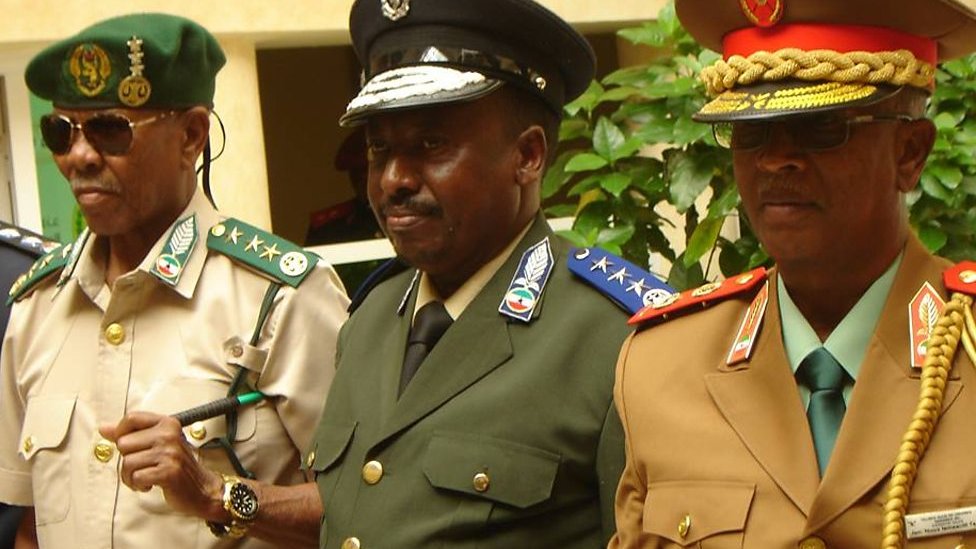 YouTubeda swingerlar Onlayn porno tomosha: Mom Next Door