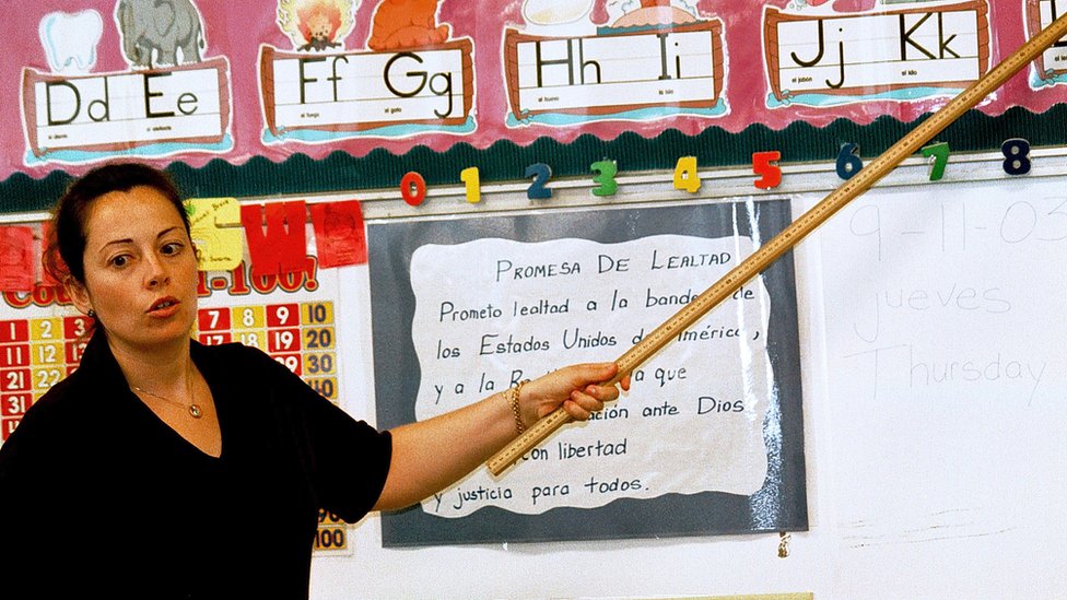 Educación bilingüe en una escuela de EE.UU.