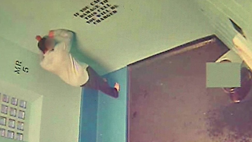 The nurses tackling mental illness in police custody