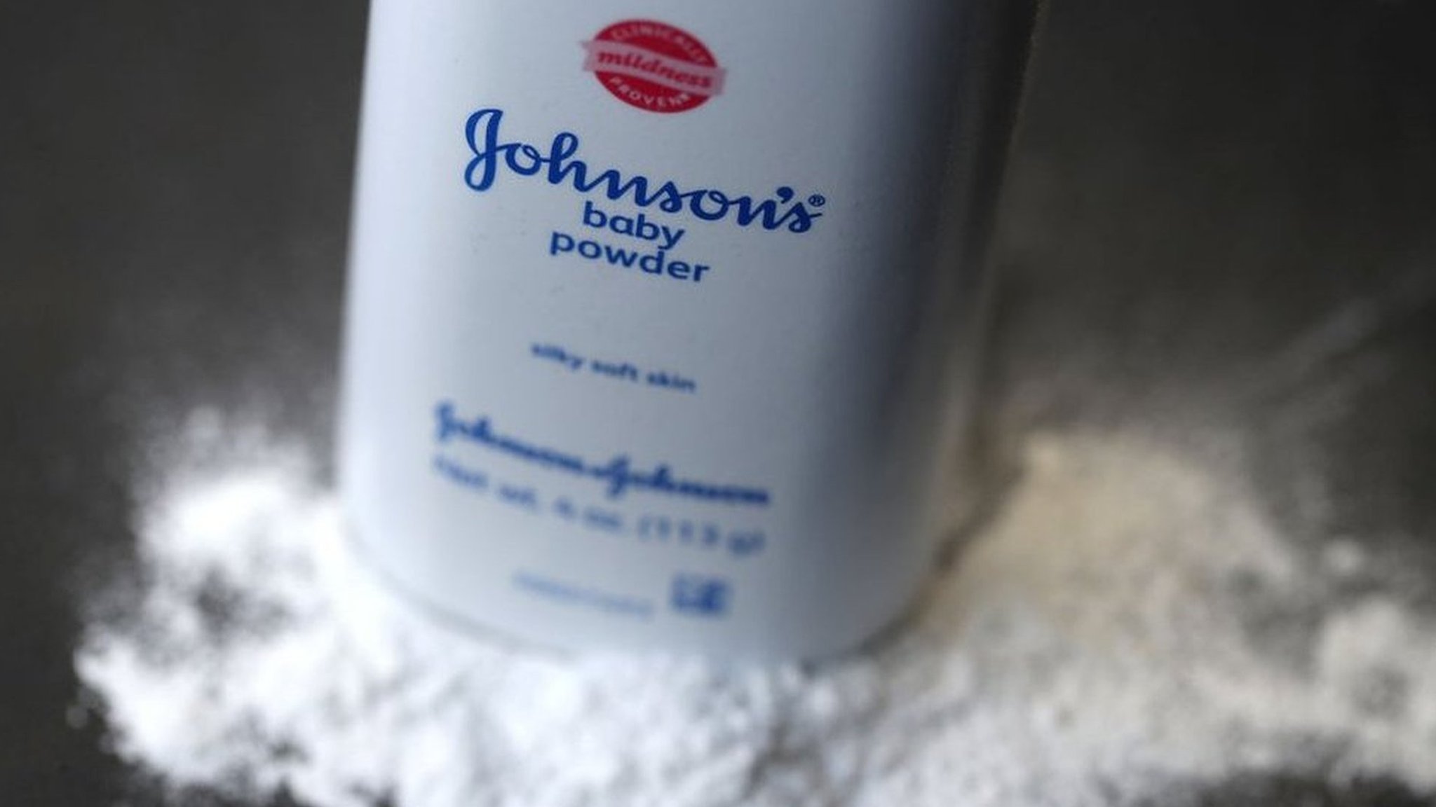 米J&J、ベビーパウダーの原料をコーンスターチに変更へ がん訴訟受け