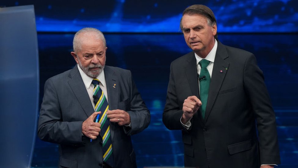 Bolsonaro tenta se afastar de Roberto Jefferson : r/brasil