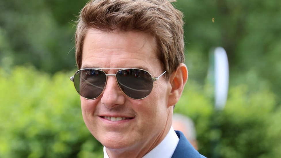 tom cruise spectacles