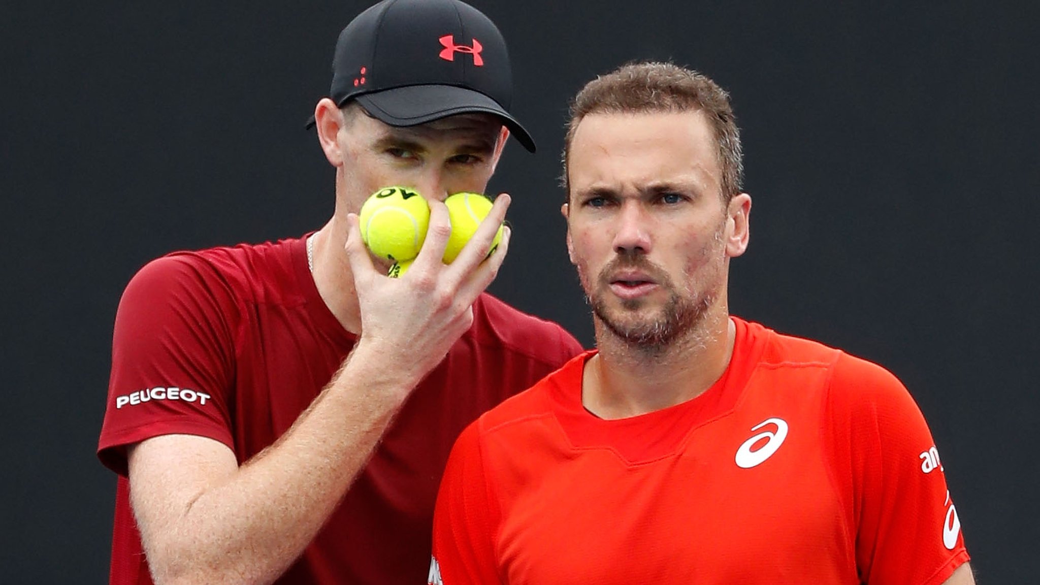 Australian Open 2019: Jamie Murray & Bruno Soares reach third round in men's doubles