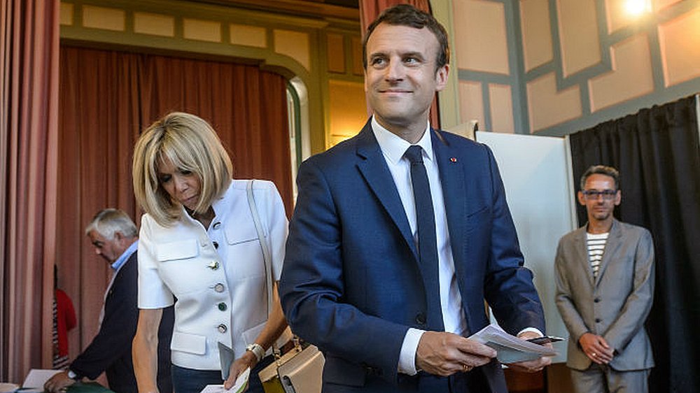 仏国民議会選、マクロン氏新党が圧勝の見通し - BBCニュース