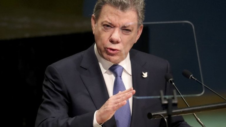 Colombia's President Santos says peace with Farc will boost growth