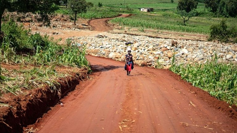 Cyclone Idai: More bodies under floodwater - UN