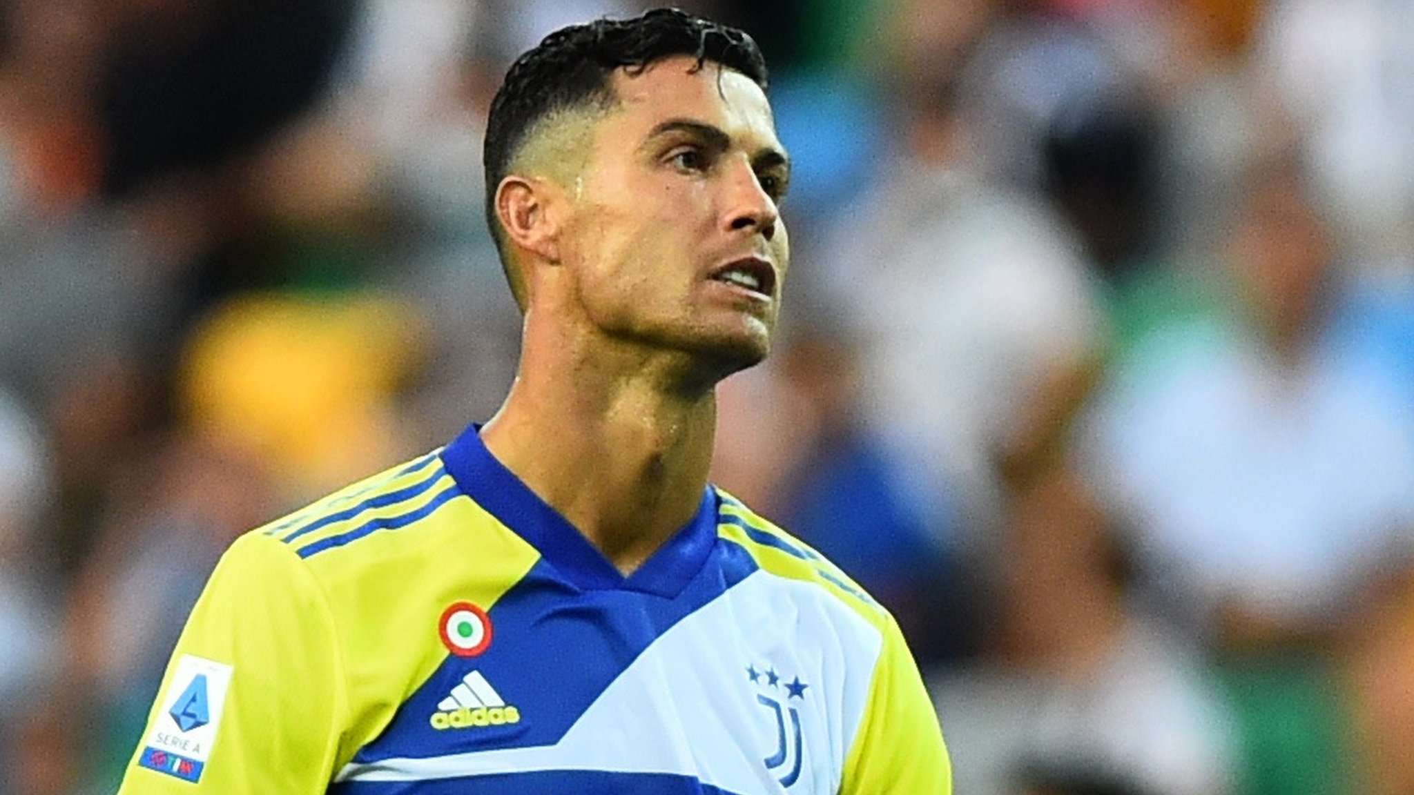 Le fils de Cristiano Ronaldo s'entraine à la Juventus - BBC News Afrique