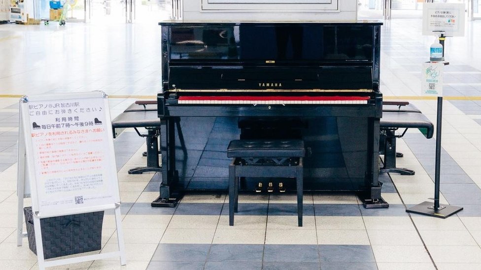 Street piano confiscated as public 'break rules'