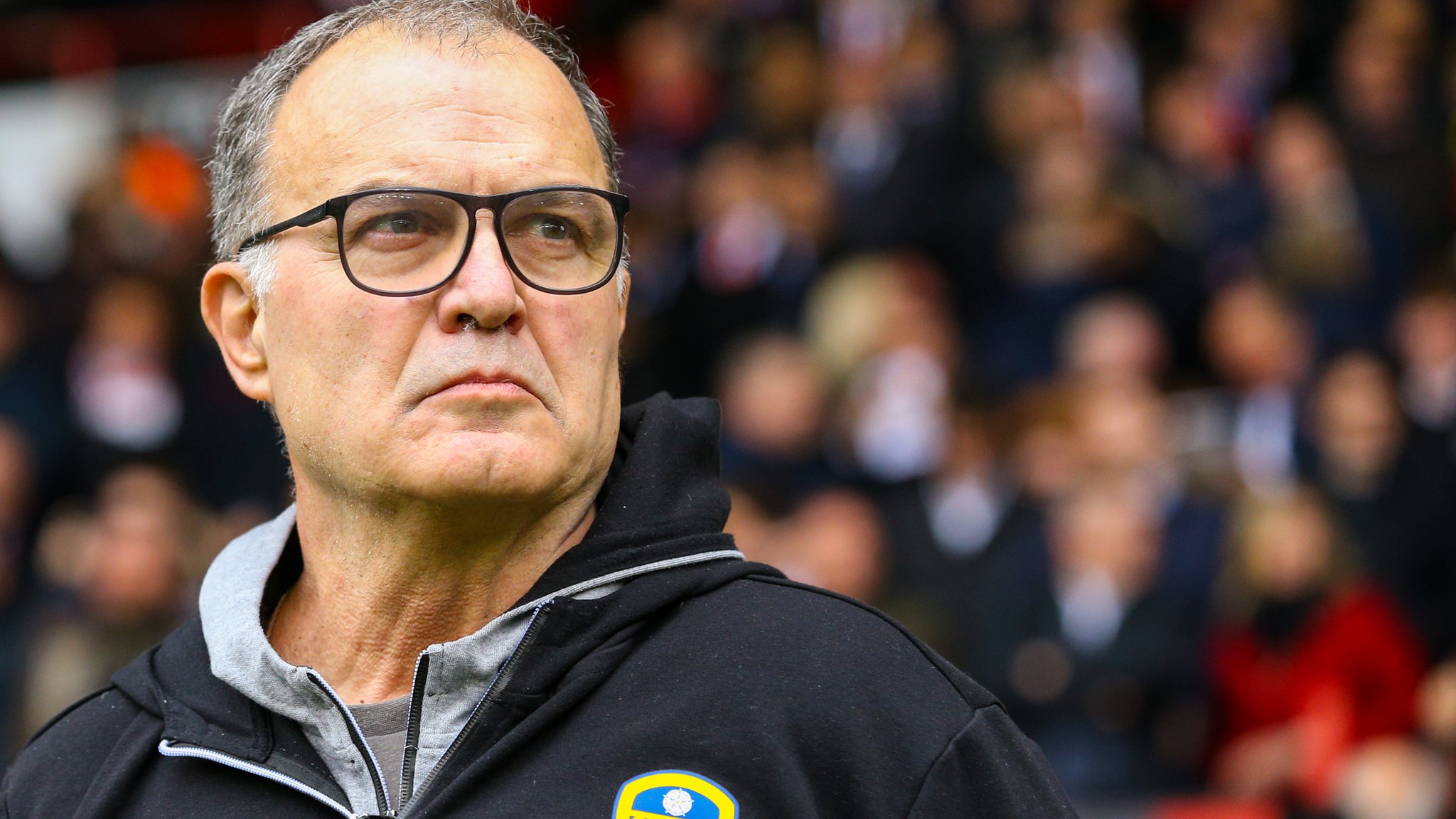 El caso de espionaje y la clase magistral del &quot;Loco&quot; Marcelo Bielsa que desconcertaron al fútbol inglés - BBC News Mundo