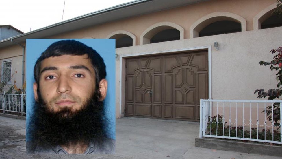 Ot va qusish porno video