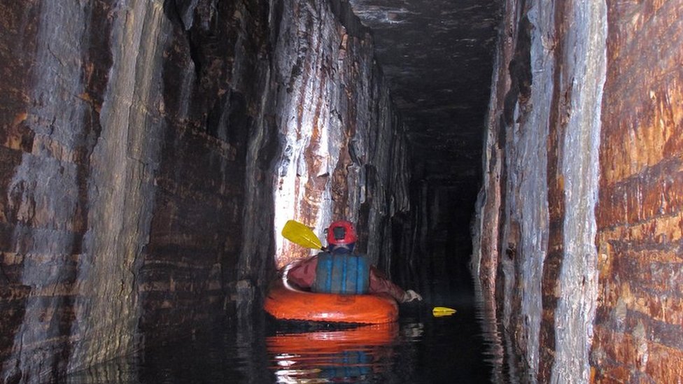 Ice age caves discovered underneath city of Montreal - BBC News