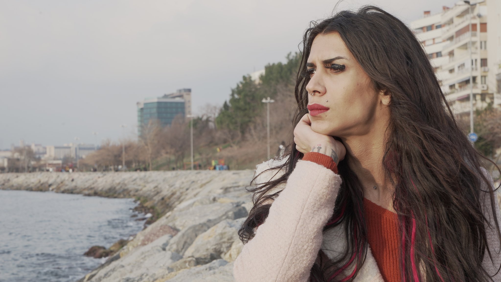 HD porno fohishalarni tomosha qiling Doggy uslubidagi katta klitorli qizlarning fotosuratlari