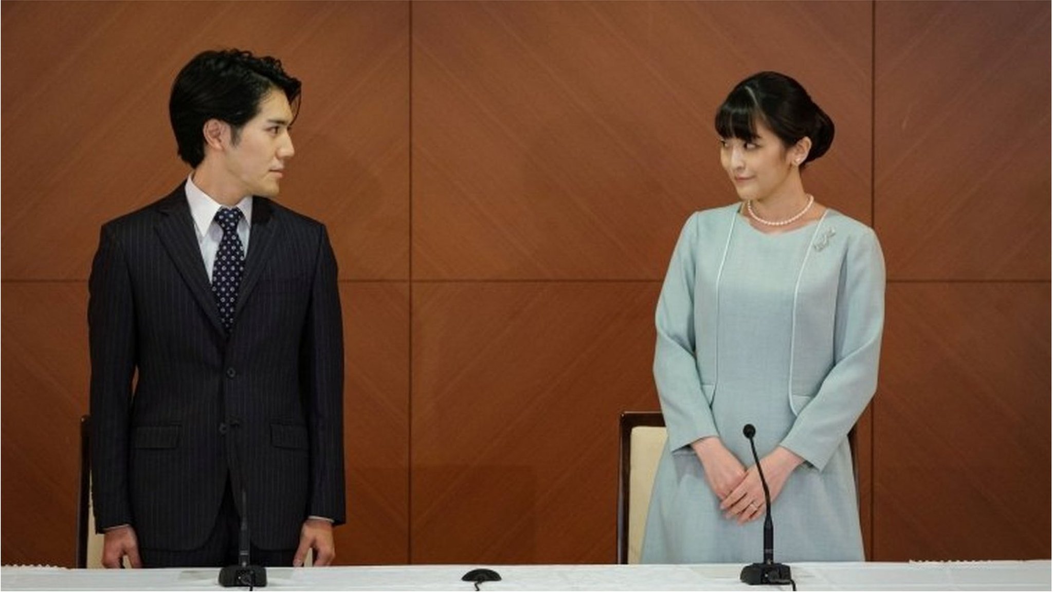 眞子さんと小室圭さんが結婚 「自分たちの心に忠実に」 - BBCニュース