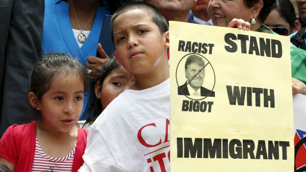 Protesta contra la postura antiinmigración de Trump.