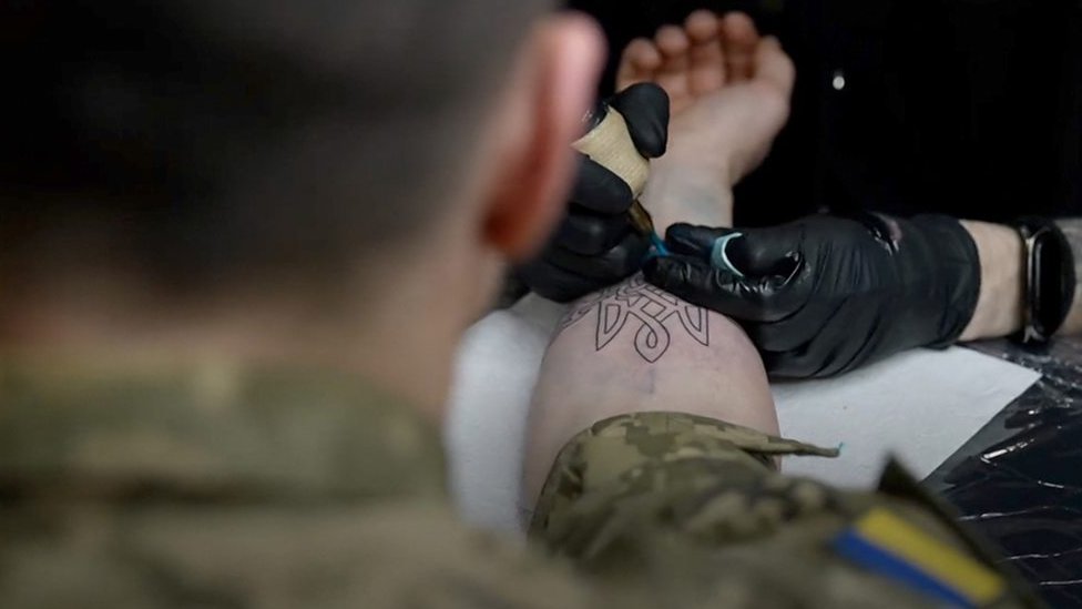 Япония готова отменить табу на татуировки ради пополнения рядов армии
