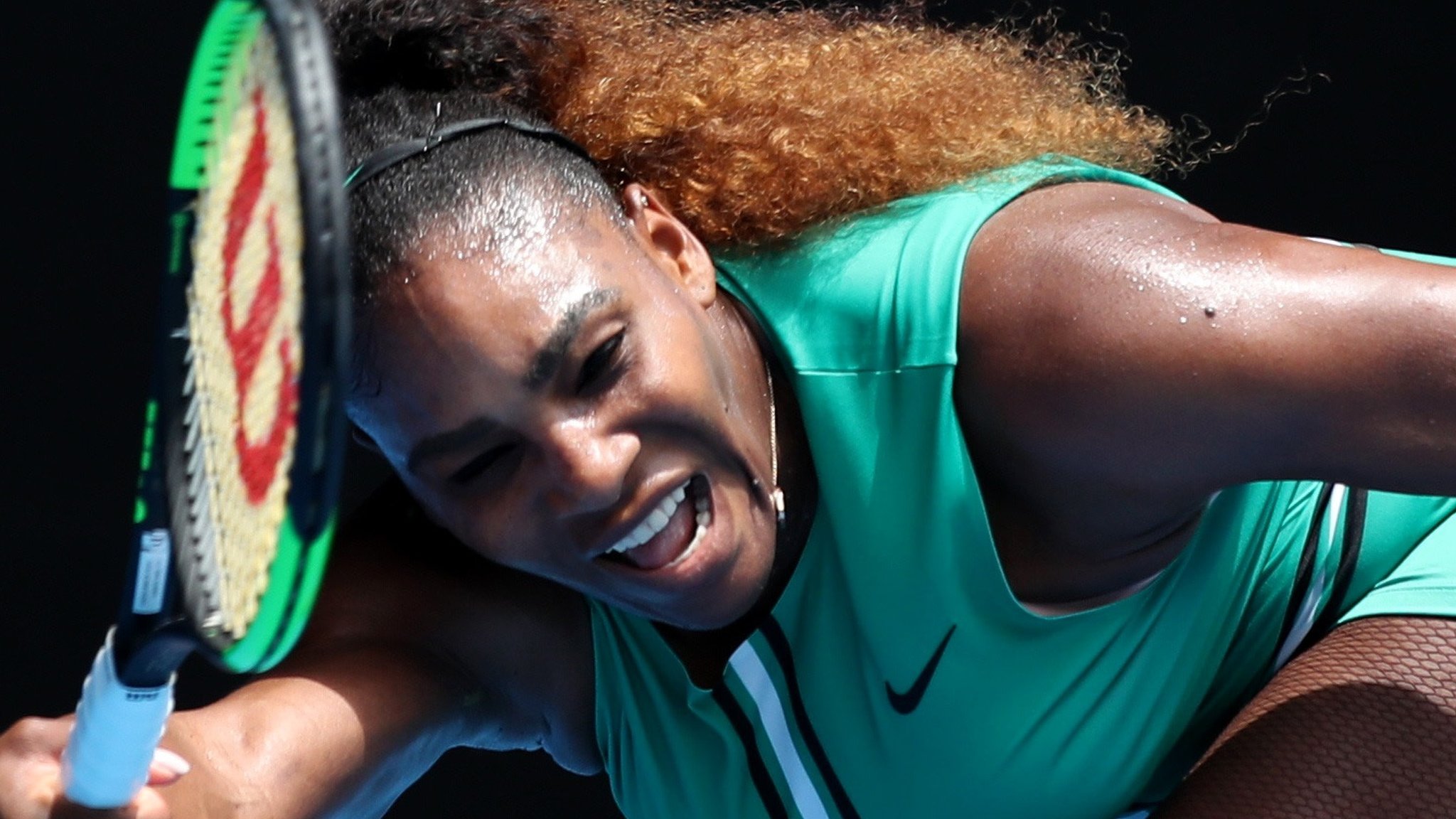 Williams cruises into second round of Australian Open