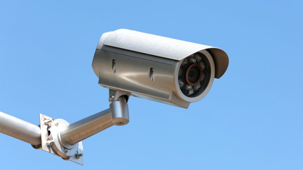 Australia removes Chinese cameras amid security fears