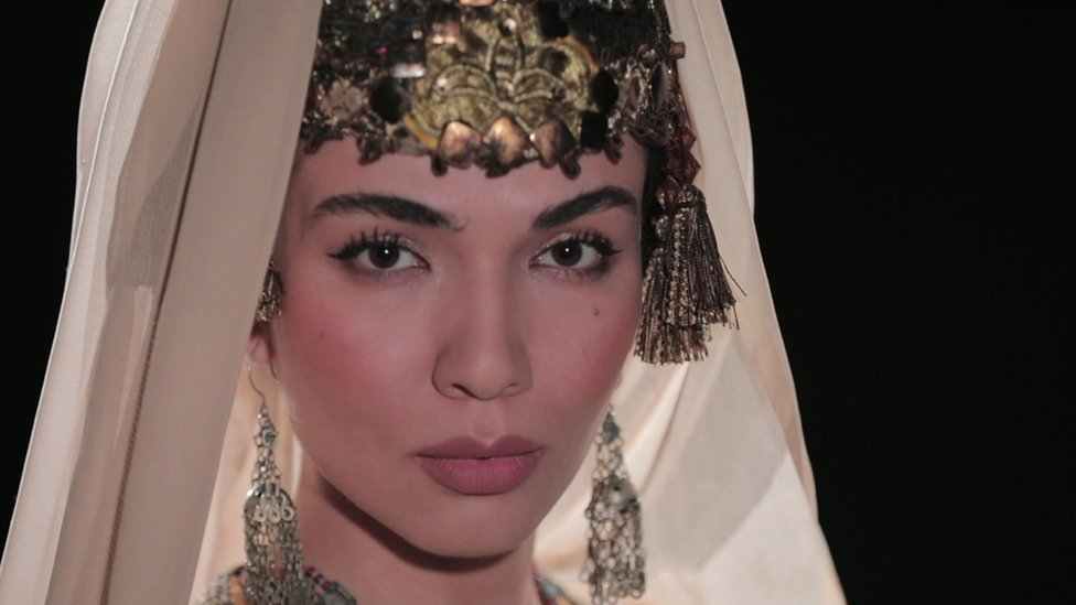 Koptoklar, jinsiy olatni, pantiesni his qilish