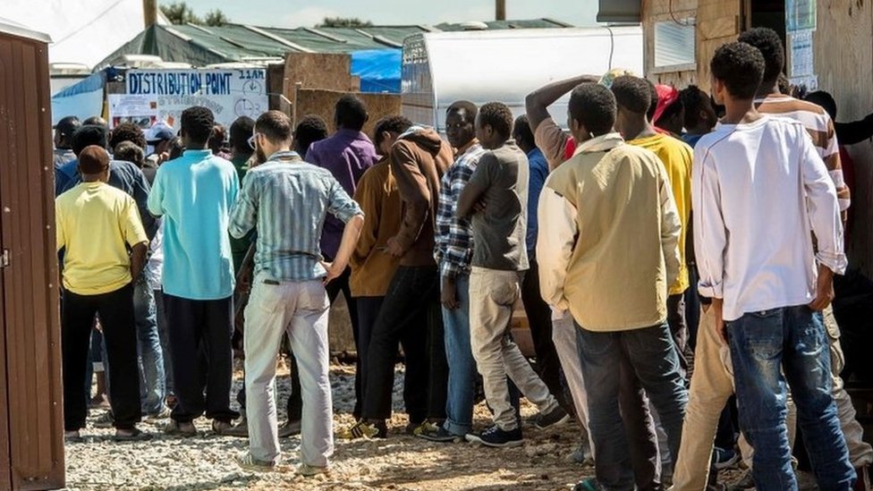 Calais chief wants migrant deal with UK