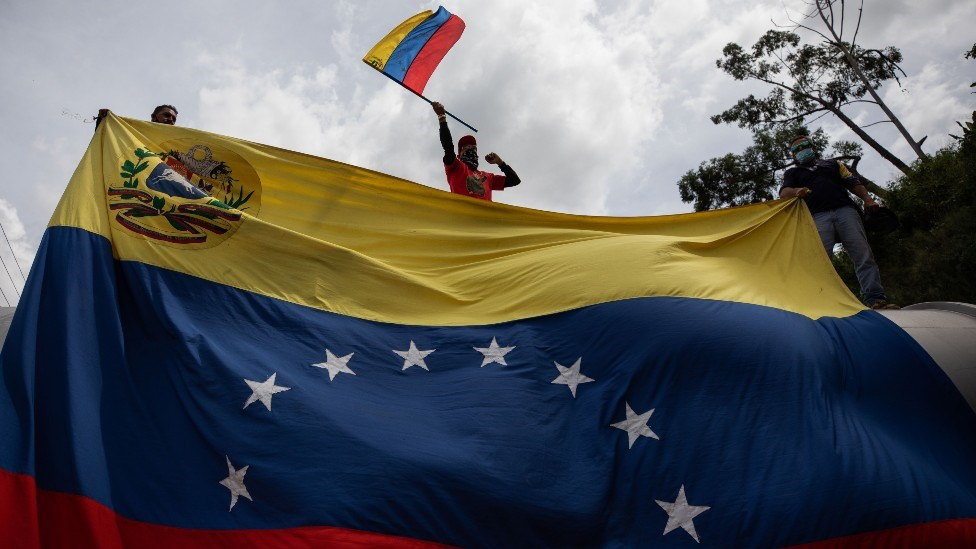 por favor confirmar puntada Bienes diversos Elecciones en Venezuela: qué hace diferentes a las "megaelecciones" de este  domingo (y cómo ha cambiado la oposición que regresa a las urnas) - BBC  News Mundo