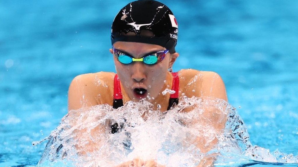 オリンピック　水泳1000円メダル シンガポールで行われた水泳の世界選手権が3日、幕を閉じました