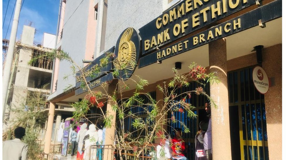 Kiyim ostidagi shishgan jinsiy olatni surati Samara fohishalar narxlari