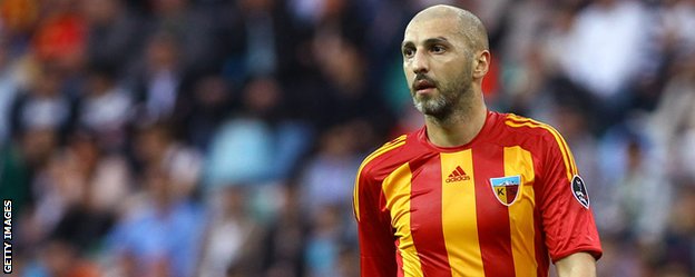 Zurab Khizanishvili in action for Kayserispor