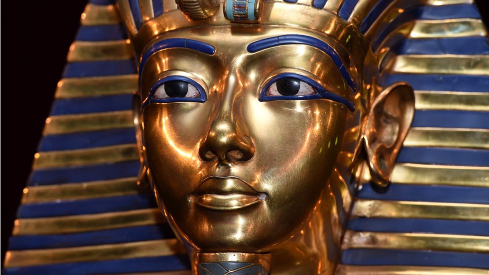 Золотая маска и проклятие Тутанхамона: мифы и реальность - BBC News Русская  служба