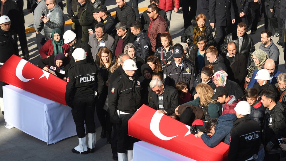تأبين ضحايا تفجيري اسطنبول