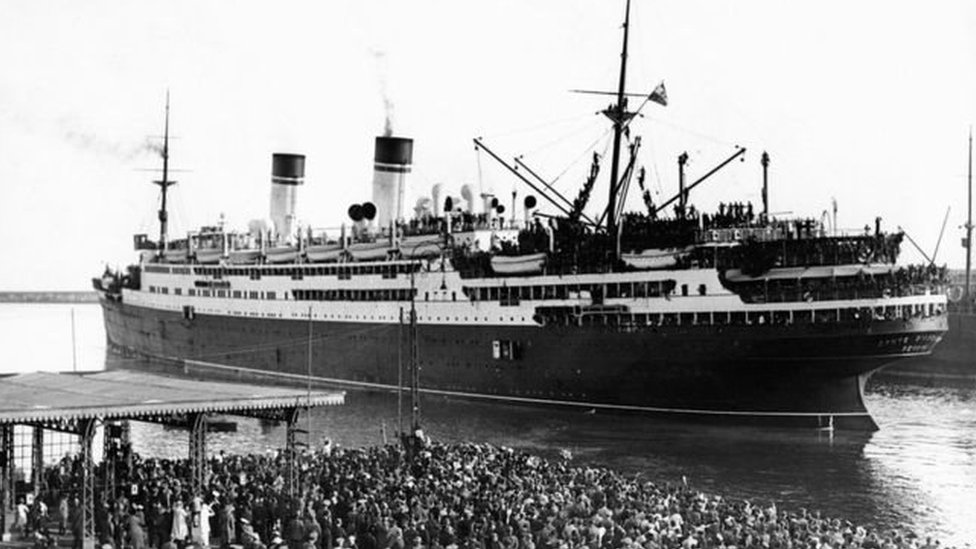 Katta dumba bilan etuk porno Turli onlayn tok-shoularda jinsiy aloqa boyicha video qollanmalar