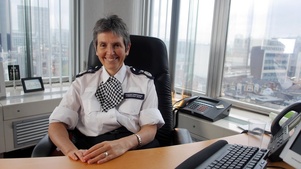 Met Police appoints first female chief Cressida Dick