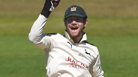 Notts' Read claims 1,000th dismissal