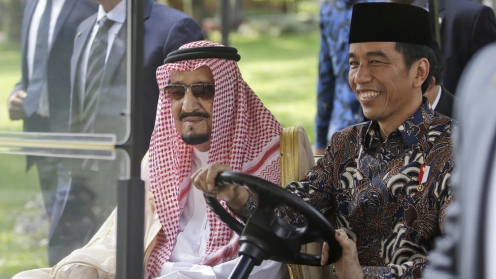 الملك السعودي ورئيس إندونيسيا