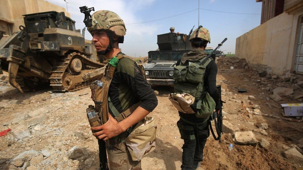 قوات من الجيش العراقي تشارك في معارك الموصل