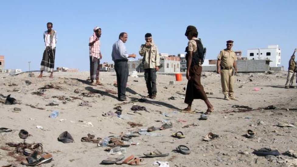 استهدفت مجموعات جهادية في السابق تجمعات للجيش اليمني