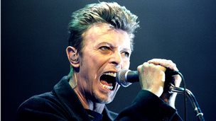 David Bowie performs during a concert in Vienna, Austria in this February 4, 1996 file photo